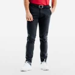 Spodnie do golfa chino męskie Inesis MW500 bawełna. Czarne spodnie materiałowe męskie INESIS, bez wzorów, z bawełny, sportowe. Za 99.99 zł.