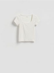 Bawełniany t-shirt w groszki - biały. Białe t-shirty damskie Reserved, l, bez wzorów, z bawełny, bez kołnierzyka. Za 39.99 zł.