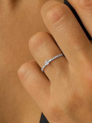 OR Carats Złoty pierścionek z diamentami rozmiar: 56. Szare pierścionki damskie OR Carats, z diamentem, złote. Za 1,077.45 zł.