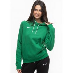 Bluza sportowa damska Nike Wmns Park 20 Fleece. Białe bluzy sportowe damskie Nike, xs. W wyprzedaży za 211.75 zł.