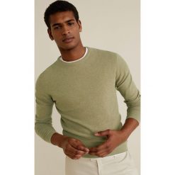 Mango Man - Sweter Avena. Swetry męskie Mango Man, l, bez wzorów, z bawełny, bez kołnierzyka. W wyprzedaży za 59.90 zł.