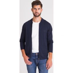 GRANATOWY SWETER JOOP! COLLECTION ROZPINANY. Niebieskie kardigany męskie Joop! Jeans, l, bez wzorów, klasyczne, bez kołnierzyka. Za 349.50 zł.