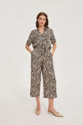 Spodnie kuloty z wiskozy. Spodnie materiałowe damskie MOODO, bez wzorów, z wiskozy. Za 119.99 zł.