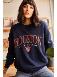 Olalook Bluza w kolorze granatowym rozmiar: M. Niebieskie bluzy bez kaptura damskie Olalook, m. Za 87.19 zł.