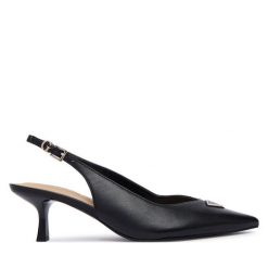 Sandały Guess. Czarne sandały damskie Guess, z aplikacjami, bez obcasa, na szpilce. Za 584.99 zł.