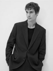 Marynarka slim fit z domieszką lnu - ciemnobrązowy. Brązowe marynarki męskie Reserved, bez wzorów, z tkaniny. Za 379.99 zł.