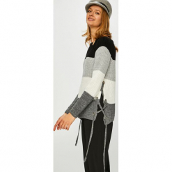 Haily's - Sweter Dani. Czarne swetry klasyczne damskie Haily's, l, z dzianiny, bez kołnierzyka. W wyprzedaży za 89.90 zł.
