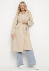Szorty z plisowanej BAWEŁNY w kolorze ALMOND BEIGE -SHELLY-S. Brązowe szorty damskie Marsala, bez wzorów, z bawełny. Za 229.90 zł.