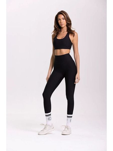 Onamaste Legginsy sportowe "Lotus" w kolorze czarnym rozmiar: S/M. Czarne legginsy damskie Onamaste, m, bez wzorów, z materiału. Za 136.13 zł.