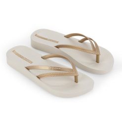 Japonki damskie Ipanema Bossa Soft V. Brązowe klapki damskie Ipanema, bez wzorów, bez obcasa. Za 59.99 zł.