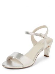 Tamaris Sandały Kobiety Syntetyczny srebrny jednolity, 36. Szare sandały damskie Tamaris, bez wzorów, ze skóry, bez obcasa. Za 249.95 zł.