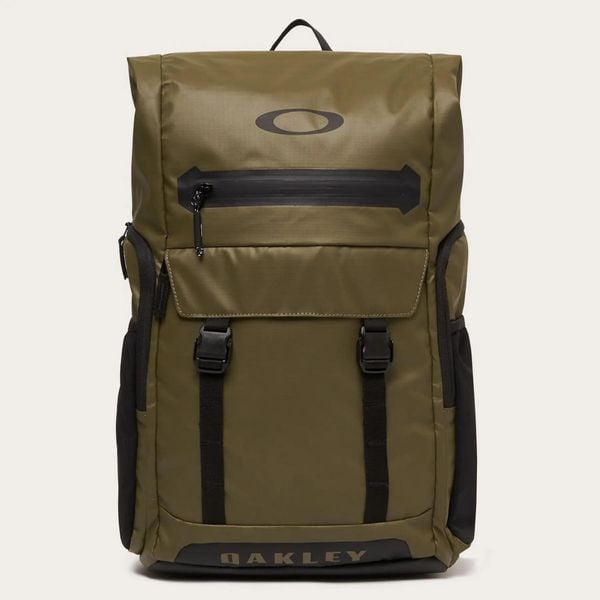 Plecak unisex Oakley ROAD TRIP TERRAIN RC 25 L zielony FOS901338-7CE. Zielone plecaki męskie Oakley, bez wzorów, z materiału. Za 522.98 zł.