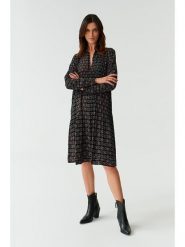 TATUUM Sukienka w kolorze czarnym rozmiar: 44. Czarne sukienki damskie Tatuum, na co dzień, s, bez wzorów, z wiskozy, klasyczne, bez kołnierzyka, bez ramiączek, midi, proste. Za 144.58 zł.