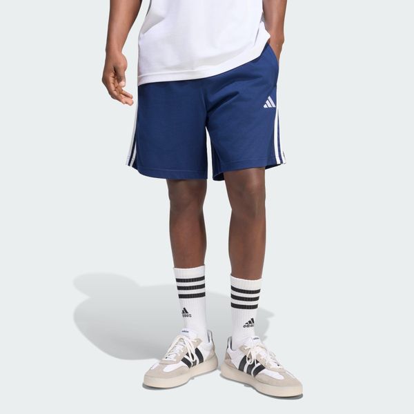 Szorty Essentials 3-Stripes Single Jerse. Białe szorty męskie Adidas, z bawełny, bez kołnierzyka. Za 149.00 zł.
