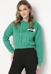 Zielona Bluza o Krótkim Fasonie z Kapturem i Ściągaczami oraz Nadrukiem Varel. Zielone bluzy z kapturem damskie Born2be, l. Za 34.99 zł.
