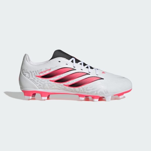 Buty piłkarskie na twarde podłoże i nawierzchnie mieszane Predator Club. Białe buty sportowe na co dzień damskie Adidas, z materiału, bez zapięcia, do piłki nożnej. Za 259.00 zł.
