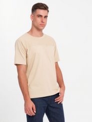 T-shirt męski LOOSE FIT z kieszonką – beżowy V1 OM-TSCT-0171 - XXL. Brązowe t-shirty męskie Ombre Clothing, l, z aplikacjami, z bawełny, bez kołnierzyka. W wyprzedaży za 24.99 zł.