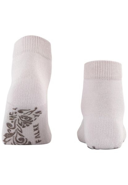 Krótkie skarpety damskie Falke Fine Softness 50 DEN. Czerwone skarpetki damskie Falke, bez wzorów, z elastanu. Za 113.00 zł.