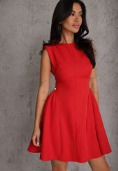 Czerwona Rozkloszowana Sukienka Bez Rękawów z Odpinanymi Aplikacjami w Pasie Maridina. Czerwone sukienki damskie Renee, na lato, m, z aplikacjami, z materiału, eleganckie, bez kołnierzyka, bez ramiączek, mini, rozkloszowane. Za 169.99 zł.