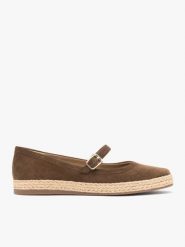 Brązowe welurowe espadryle z paskiem. Brązowe espadryle damskie Ryłko, bez wzorów, z gumy, bez obcasa. Za 379.99 zł.