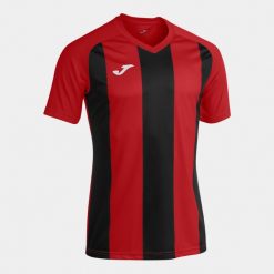 Koszulka do piłki nożnej męska Joma Pisa II. Czarne t-shirty sportowe męskie Joma, m, bez ramiączek, do piłki nożnej. W wyprzedaży za 29.00 zł.