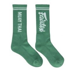 Skarpety do muay thai FAIRTEX EU. Skarpetki męskie FAIRTEX, z aplikacjami, z bawełny. Za 79.99 zł.