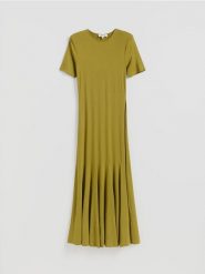 Sukienka maxi - oliwkowy. Zielone sukienki damskie Reserved, na co dzień, l, bez wzorów, z dzianiny, bez kołnierzyka, bez ramiączek, maxi, proste. Za 179.99 zł.