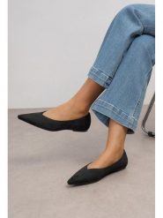 C'M Baleriny w kolorze czarnym rozmiar: 36. Czarne baleriny damskie C'M, bez wzorów, bez obcasa. Za 129.95 zł.