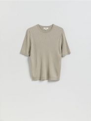 T-shirt z dodatkiem CIRCULOSE® - beżowy. Brązowe t-shirty męskie Reserved, l, bez wzorów, z wiskozy, bez kołnierzyka. Za 129.99 zł.