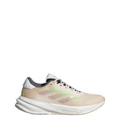 Buty Supernova Stride Move for the Planet. Brązowe obuwie do biegania damskie Adidas. W wyprzedaży za 426.15 zł.