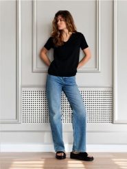 Koszulka bawełniana - czarny. Czarne t-shirty damskie Sinsay, l, bez wzorów, z bawełny, bez kołnierzyka. Za 19.99 zł.