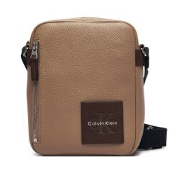 Saszetka Calvin Klein. Brązowe saszetki męskie CALVIN KLEIN. Za 369.99 zł.
