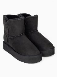 ISLAND BOOT Botki zimowe "Chloe" w kolorze czarnym rozmiar: 40. Czarne botki damskie Island Boot, na zimę, bez obcasa, bez zapięcia. Za 180.06 zł.