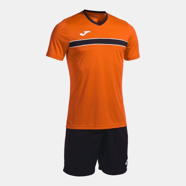 Zestaw koszulka treningowa i spodenki Joma Victory. Brązowe szorty męskie Joma, l, z materiału, na fitness i siłownię. Za 214.00 zł.
