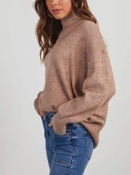 Milan Kiss Sweter w kolorze beżowym rozmiar: L. Brązowe swetry klasyczne damskie Milan Kiss, l, bez kołnierzyka. Za 152.99 zł.