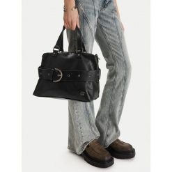 Torebka G-Star Raw. Czarne torebki klasyczne damskie G-Star Raw, bez wzorów, bez dodatków. Za 249.99 zł.