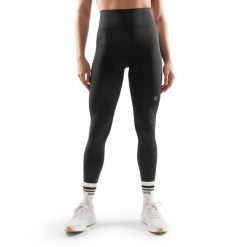 Damskie legginsy treningowe Fitness Siroko Combat. Czarne legginsy damskie SIROKO, na zimę, xs, bez wzorów, z materiału, z podwyższonym stanem, do biegania. Za 127.00 zł.