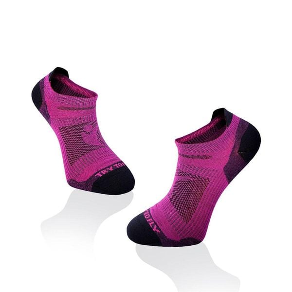 Krótkie skarpetki do turystyki górskiej Fuksja. Czerwone skarpetki damskie TRY TO FLY, bez wzorów. W wyprzedaży za 61.18 zł.