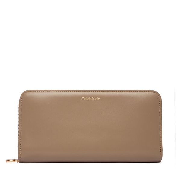 Portfel Calvin Klein. Brązowe portfele damskie CALVIN KLEIN, bez wzorów. Za 299.99 zł.