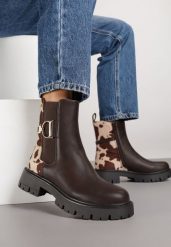 Brązowe Klasyczne Botki Sztyblety w Krowie Łaty Zdobione Metaliczną Aplikacją Laore. Brązowe botki damskie Renee, na lato, z jeansu, eleganckie, bez obcasa, na płaskiej podeszwie, bez zapięcia. Za 149.99 zł.