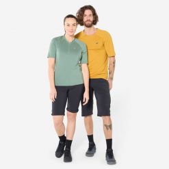 Szorty rowerowe Rockrider unisex. Czarne szorty męskie ROCKRIDER, bez wzorów, z elastanu, sportowe. Za 129.99 zł.