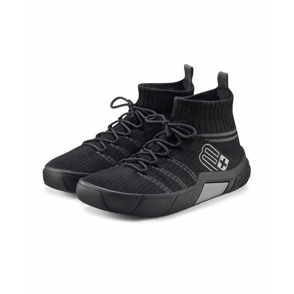 Buty zimowe męskie Brubeck WINTER MERINO. Czarne buty trekkingowe męskie Brubeck, na zimę, bez zapięcia, trekkingowe. W wyprzedaży za 449.00 zł.