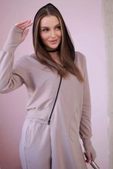 Komplet dresowy bluza z dłuższym bokiem ciemny beżowy. Brązowe bluzy z kapturem damskie KESI, l, z bawełny. Za 334.56 zł.
