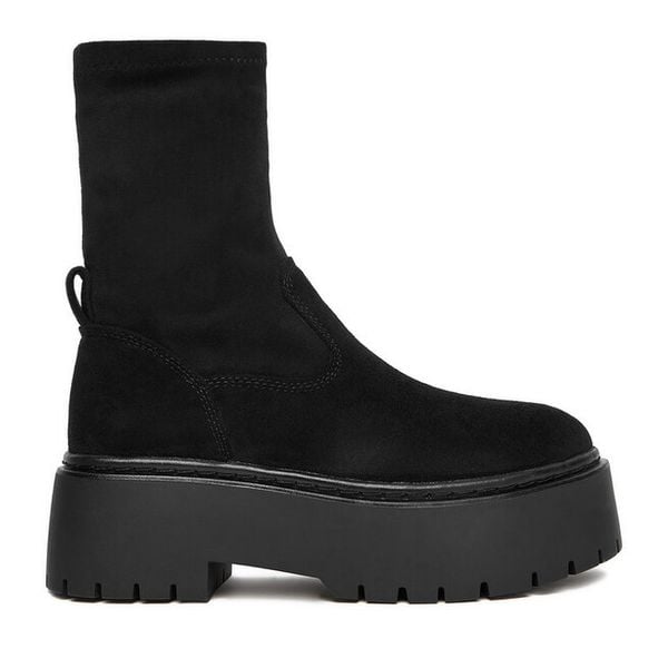 Botki DeeZee. Czarne botki damskie DeeZee, bez obcasa, na płaskiej podeszwie, bez zapięcia. Za 179.99 zł.