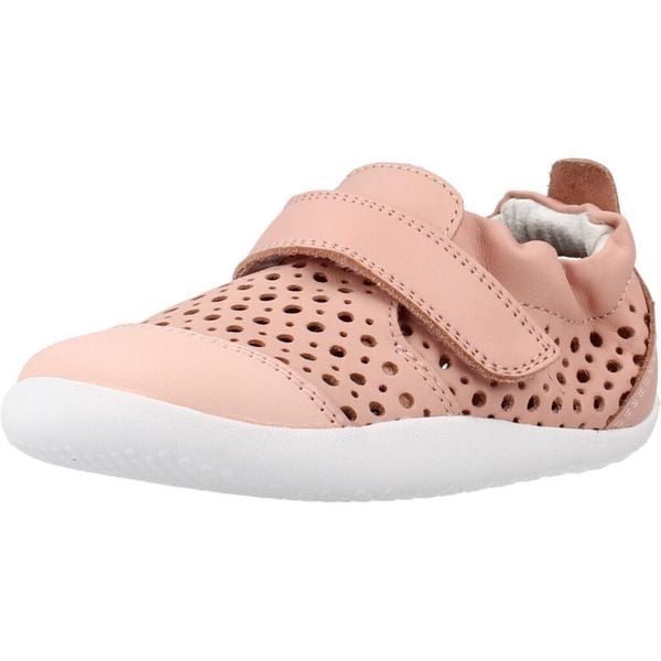 Buty BOBUX BQ10417NGELE Rose. Czerwone obuwie treningowe damskie Bobux, na fitness i siłownię. Za 183.99 zł.
