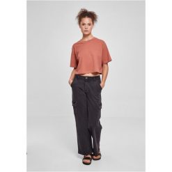 Koszulka damska krótka ovesize Urban Classics. Brązowe t-shirty damskie Urban Classics, bez wzorów, bez kołnierzyka. W wyprzedaży za 39.00 zł.