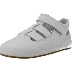 Sandały BLANDITOS OCEANOBD Biały. Białe obuwie trekkingowe damskie BLANDITOS BY CRIO'S, bez wzorów, ze skóry, bez obcasa. Za 239.99 zł.