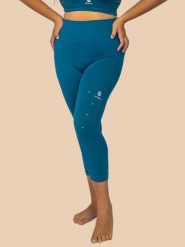 Anaissa Legginsy sportowe "Namasté" w kolorze niebieskim rozmiar: M/L. Niebieskie legginsy damskie Anaissa, l, bez wzorów. Za 114.44 zł.
