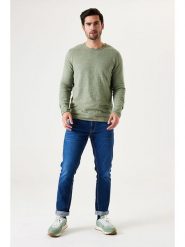 Garcia Sweter w kolorze zielonym rozmiar: M. Zielone swetry męskie Garcia, m, bez wzorów, z bawełny, bez kołnierzyka. Za 100.99 zł.