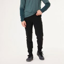 Spodnie rowerowe Rockrider All Mountain lekkie. Czarne szorty męskie ROCKRIDER, bez wzorów, z materiału, sportowe. Za 219.99 zł.